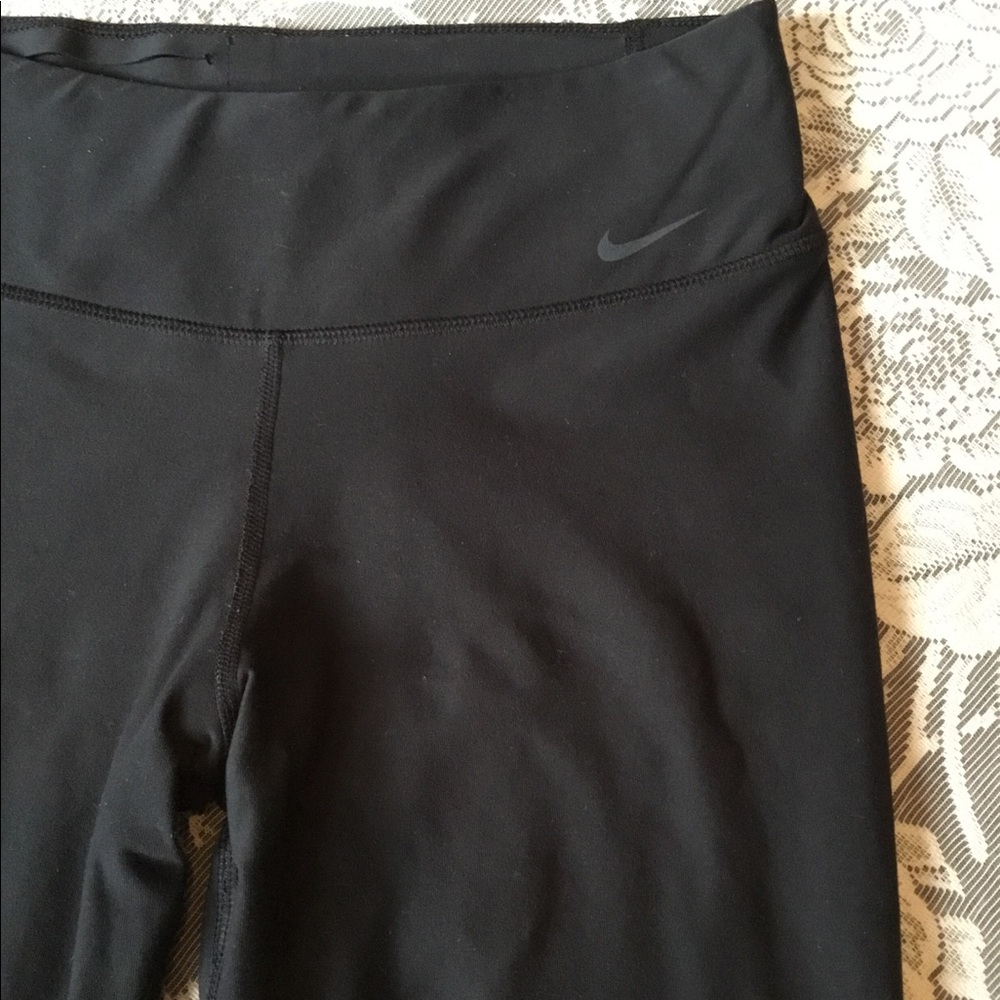 Nike | Dri-Fit Capris